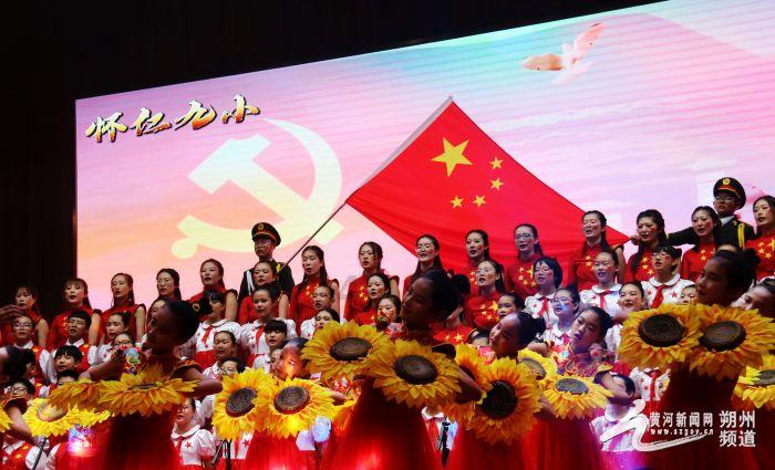 请来“法保姆” 护企“有章法”